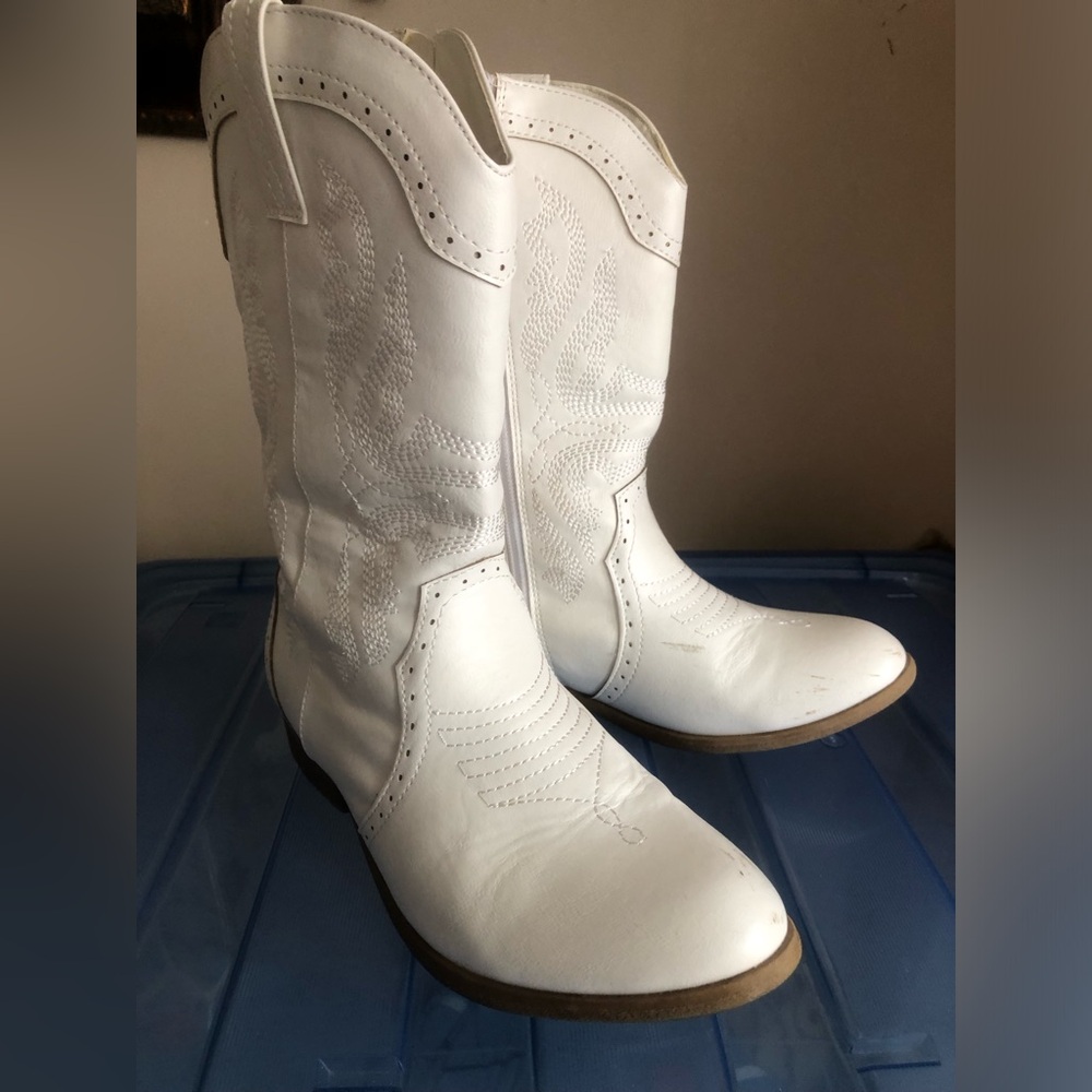 Dream Pairs White Western Cowboy Boots